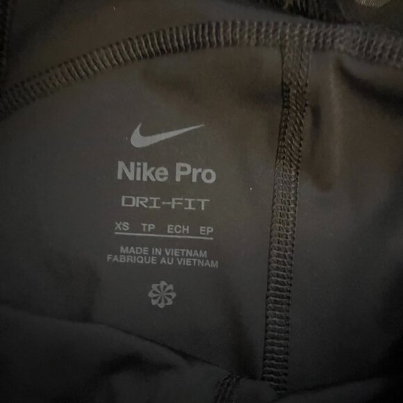 nike pros - Picture 5 of 5